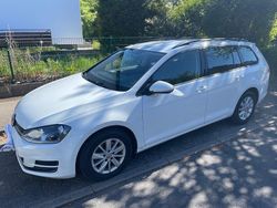 Weiß Gebraucht 2015 VW Golf VII Limousine | 11.999 €