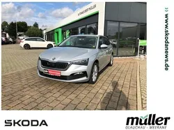 Silber (brillantsilber metallic) Gebraucht 2021 Skoda Scala Clever Kleinwagen | 18.350 € (Fairer Preis)