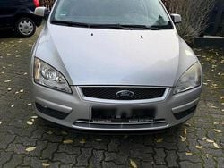 Silber Gebraucht 2007 Ford Focus Kombi | 1.750 € (Guter Preis)