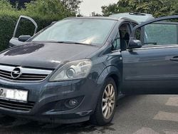 Blau Gebraucht 2008 Opel Zafira Van / Kleinbus | 1.331 € (Guter Preis)
