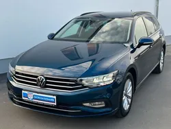 Blau Gebraucht 2023 VW Passat Business Kombi | 21.979 € (Fairer Preis)