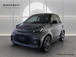 Schwarz Gebraucht 2024 Smart ForTwo Electric Drive Passion Exclusive Coupé | 14.790 € (Fairer Preis)