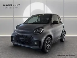 Schwarz Gebraucht 2024 Smart ForTwo Electric Drive Passion Exclusive Coupé | 15.430 € (Fairer Preis)