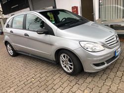 Silber Gebraucht 2005 Mercedes B200 Van / Kleinbus | 3.399 € (Guter Preis)