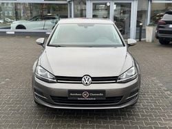 Grau Gebraucht 2015 VW Golf Trendline Limousine | 9.500 € (Fairer Preis)