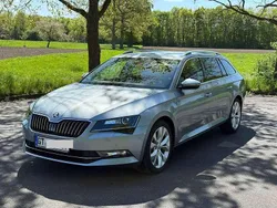 Grau Gebraucht 2019 Skoda Superb Ambition Kombi | 27.999 € (Teuer)