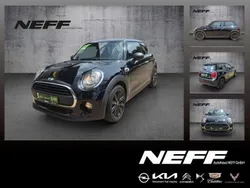 Midnight black metallic Gebraucht 2017 Mini ONE Kleinwagen | 11.960 € (Fairer Preis)
