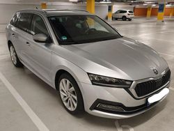 Silber Gebraucht 2021 Skoda Octavia Style Kombi | 20.599 € (Guter Preis)