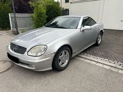 Silber Gebraucht 2004 Mercedes SLK230 Edition Cabrio | 4.500 €
