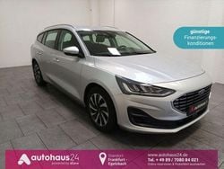 Silber Gebraucht 2023 Ford Focus Titanium Kombi | 17.690 € (Guter Preis)
