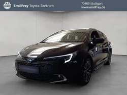 Schwarz Gebraucht 2024 Toyota Corolla Team Kombi | 27.950 € (Fairer Preis)