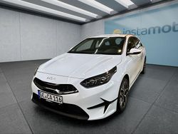 Weiß Gebraucht 2025 Kia Ceed Kombi | 28.699 € (Fairer Preis)