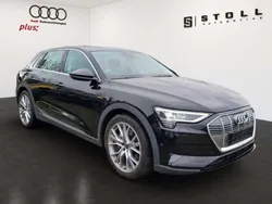Brillantschwarz Gebraucht 2022 Audi e-tron Basis SUV | 29.990 € (Fairer Preis)