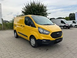 Gelb Gebraucht 2020 Ford Transit Custom Van / Kleinbus | 11.500 €