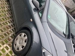 Grau Gebraucht 2007 Seat Altea Kleinwagen | 1.300 € (Superpreis)