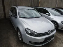 Silber Gebraucht 2011 VW Golf VI Style Kombi | 3.500 € (Fairer Preis)