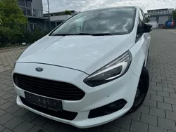 Weiß Gebraucht 2016 Ford S-MAX S Van / Kleinbus | 9.980 € (Guter Preis)