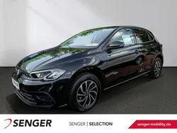 Deep black perleffekt Neu 2025 VW Polo Life Kleinwagen | 21.990 € (Superpreis)