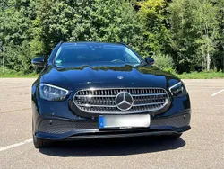 Schwarz Gebraucht 2020 Mercedes E300 Kombi | 27.900 €