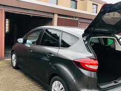 Grau Gebraucht 2018 Ford C-MAX Trend Van / Kleinbus | 15.000 € (Teuer)