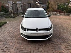 Weiß Gebraucht 2014 VW Polo Comfortline Kleinwagen | 3.300 € (Guter Preis)