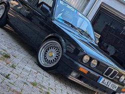 Schwarz Gebraucht 1989 BMW 325 Limousine | 20.750 €