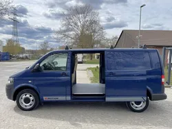 Dunkelblau Gebraucht 2013 VW T5 Van | 13.923 € (Etwas zu teuer)