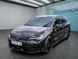 Schwarz Gebraucht 2024 VW Golf VIII R Kleinwagen | 59.799 €