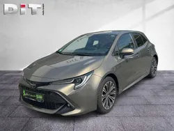 Oxide bronze Gebraucht 2021 Toyota Corolla Team Limousine | 16.880 € (Superpreis)