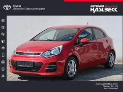 Rot Gebraucht 2017 Kia Rio 2 Kleinwagen | 10.440 € (Fairer Preis)