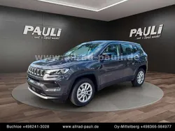 Grau Gebraucht 2024 Jeep Compass Altitude SUV | 36.120 € (Teuer)