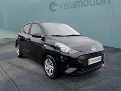 Schwarz Gebraucht 2024 Hyundai i10 Select Kleinwagen | 16.040 € (Fairer Preis)