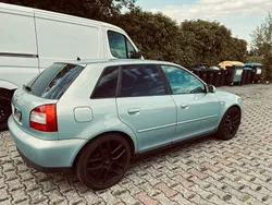 Blau Gebraucht 2001 Audi A3 Ambition Limousine | 1.800 € (Fairer Preis)