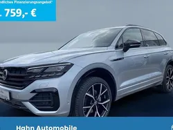 Silbern Gebraucht 2024 VW Touareg Elegance SUV | 85.490 €