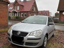 Silber Gebraucht 2007 VW Polo Kleinwagen | 1.200 € (Guter Preis)