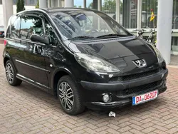 Obsidien/metallic Gebraucht 2006 Peugeot 1007 Premium Kleinwagen | 3.500 € (Fairer Preis)