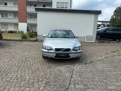 Silber Gebraucht 2003 Volvo S60 Limousine | 2.450 €
