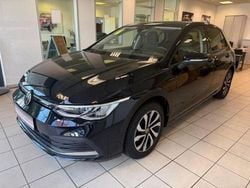 Deep black Gebraucht 2021 VW Golf VIII Active Limousine | 23.650 € (Fairer Preis)