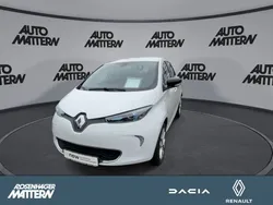 Perlmuttweiss (metallic) Gebraucht 2019 Renault Zoe LIMITED Kleinwagen | 10.450 € (Etwas zu teuer)