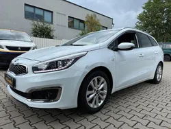 Weiß Gebraucht 2018 Kia Ceed Sportswagon DREAM-TEAM Edition Kombi | 7.990 € (Superpreis)