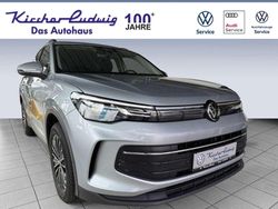 Dolomit silber Gebraucht 2024 VW Tiguan Life SUV | 35.490 € (Fairer Preis)