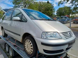 Silber Gebraucht 2003 VW Sharan Van / Kleinbus | 1.290 € (Superpreis)