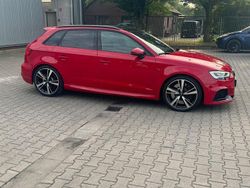 Rot Gebraucht 2020 Audi RS3 Sport Kleinwagen | 46.000 € (Guter Preis)