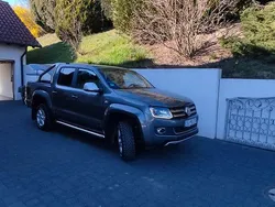 Grau Gebraucht 2016 VW Amarok Abholung | 28.000 € (Teuer)