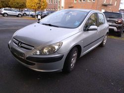 Silber Gebraucht 2004 Peugeot 307 Limousine | 3.600 € (Etwas zu teuer)