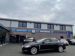Schwarz Gebraucht 2011 Jaguar XF Premium Luxury Limousine | 7.950 € (Fairer Preis)