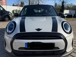 Weiß Gebraucht 2022 Mini Cooper Cabriolet Classic Cabrio | 26.500 € (Guter Preis)
