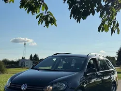 Schwarz Gebraucht 2010 VW Golf VI Kombi | 4.500 € (Etwas zu teuer)