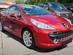 Rot Gebraucht 2007 Peugeot 207 CC Sport Cabrio | 3.333 € (Fairer Preis)
