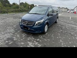 Blau Gebraucht 2019 Mercedes Vito Van / Kleinbus | 22.000 €